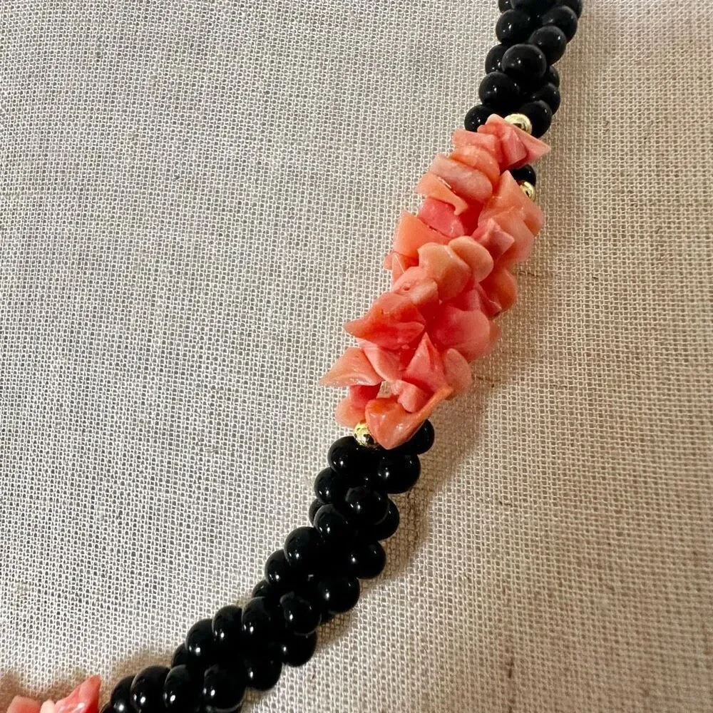 Coral and onyx beaded necklace coral onyx